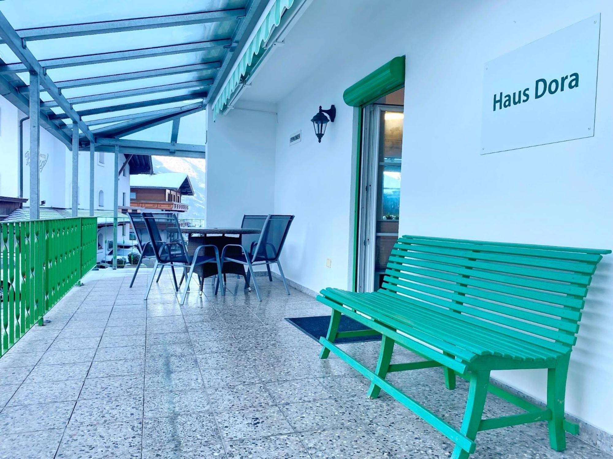 Haus Dora Apartment 2 Penken Mayrhofen Esterno foto